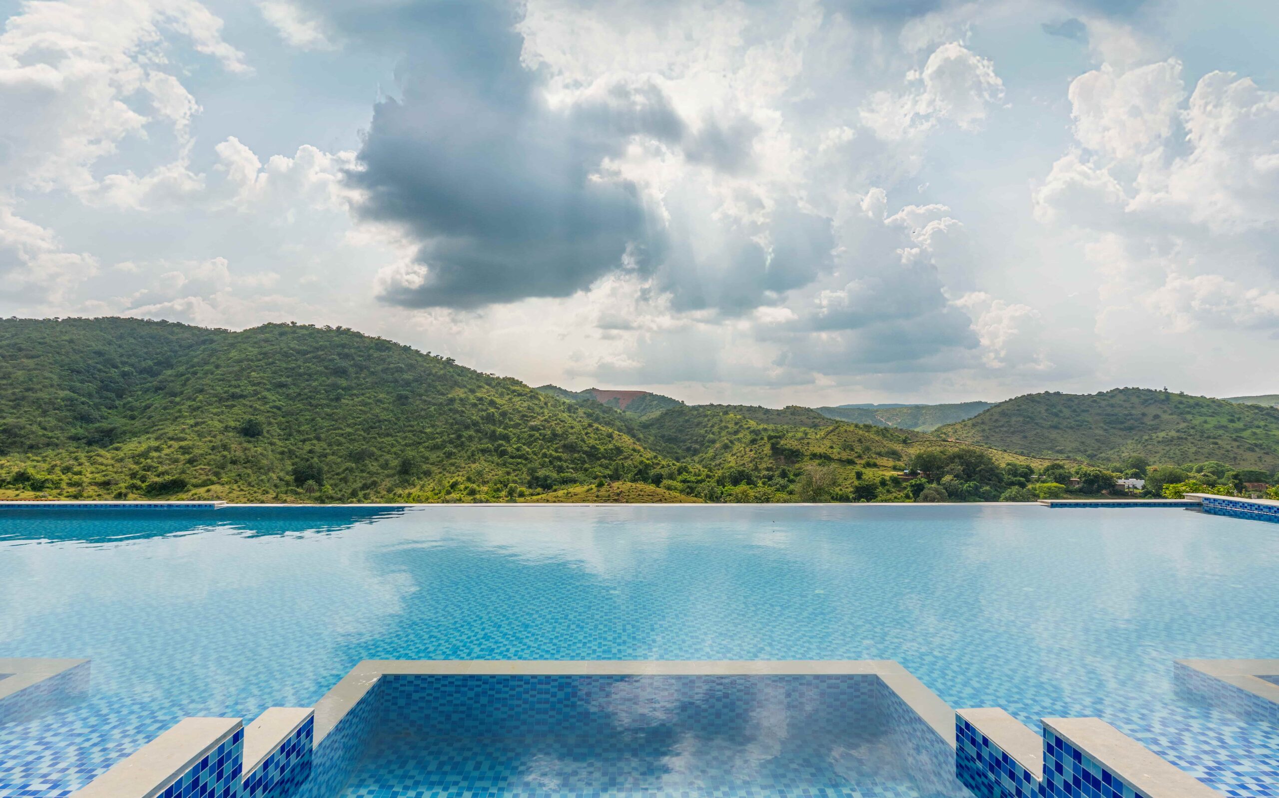 Nanda Hill Resort Udaipur